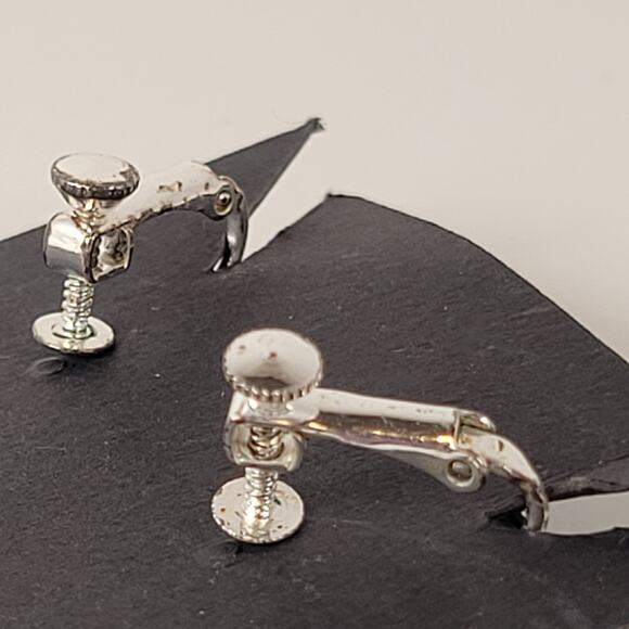 Vintage Silver Tone Knot Earrings Screw Back Clip on Adjustable Clip Retro - Picture 11 of 12